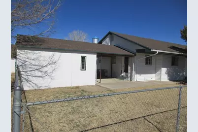 655 Lois Ave, Las Animas, CO 81054 - Photo 3