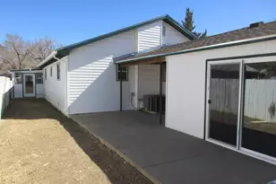 655 Lois Ave, Las Animas, CO 81054 - Photo 5