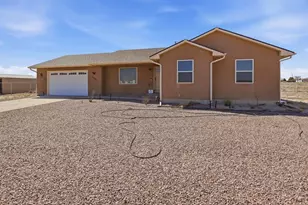 1107 N Kirkwood Dr, Pueblo, CO 81007 - Photo 3