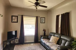 811 W 17th St, Pueblo, CO 81003 - Photo 13