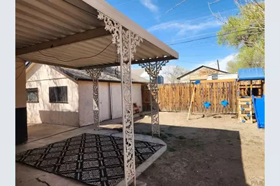 811 W 17th St, Pueblo, CO 81003 - Photo 3