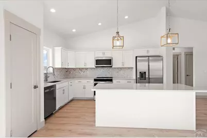 1247 N Saltbrush Ln, Pueblo West, CO 81007 - Photo 5