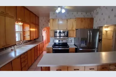 214 S Oak St, Trinidad, CO 81082 - Photo 5