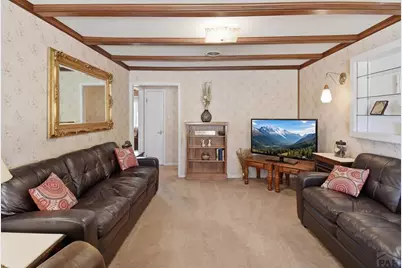 1624 E 15th St, Pueblo, CO 81001 - Photo 5