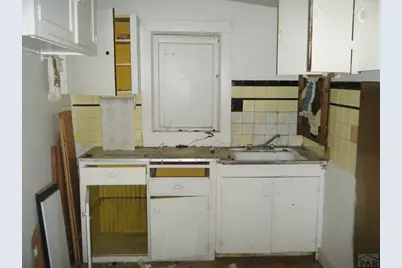 626 W Adams Ave, Pueblo, CO 81004 - Photo 9