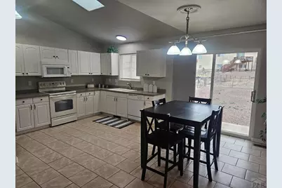 323-325 W Magpie Lane, Pueblo West, CO 81007 - Photo 5