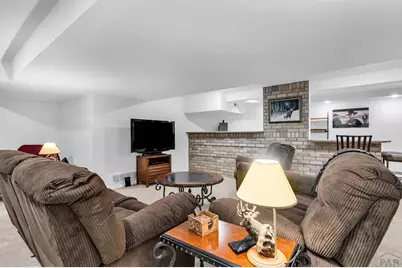 218 Alhambra Dr, Pueblo, CO 81005 - Photo 49