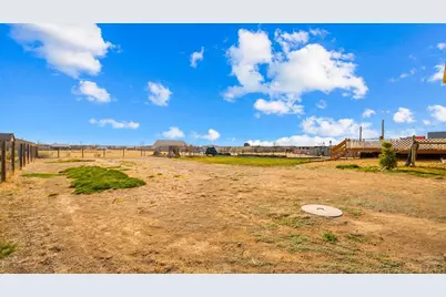 1072 S Avenida Del Oro W, Pueblo West, CO 81007 - Photo 35