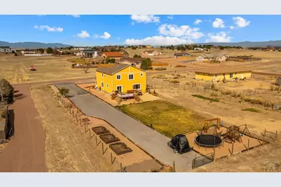 1072 S Avenida Del Oro W, Pueblo West, CO 81007 - Photo 39