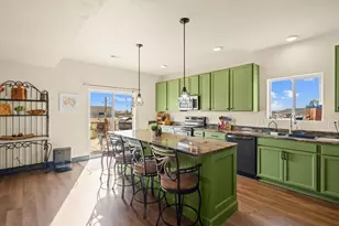 1072 S Avenida del Oro W, Pueblo West, CO 81007 - Photo 7