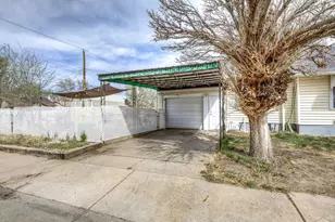 2035 Pine St, Pueblo, CO 81004 - Photo 3