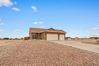 594 S Archdale Dr, Pueblo West, CO 81007 - Photo 3