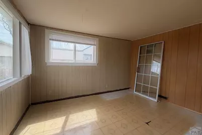 1724 Berkley Ave, Pueblo, CO 81004 - Photo 11