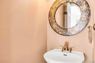 27 Trent Ct, Pueblo, CO 81005 - Photo 15