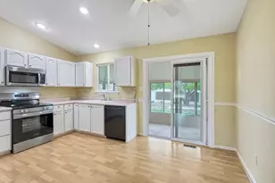 4900 Warbler Ct, Pueblo, CO 81008 - Photo 7