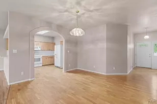 250 E Poppy Ln, Pueblo, CO 81007 - Photo 9