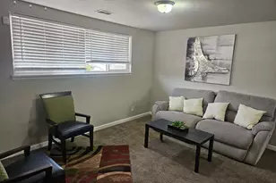 2111 Vinewood Ln, Pueblo, CO 81005 - Photo 9