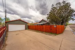 1102 Euclid Ave, Pueblo, CO 81004 - Photo 31