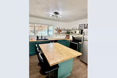 106 Dotson Ave, Pueblo, CO 81005 - Photo 7