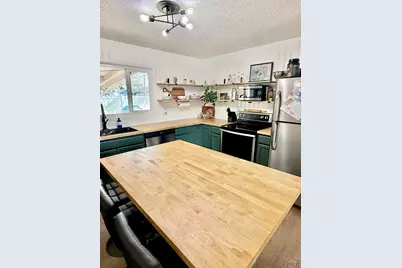 106 Dotson Ave, Pueblo, CO 81005 - Photo 9