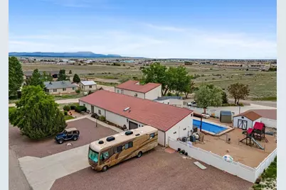 817 E Clarion Dr, Pueblo West, CO 81007 - Photo 9