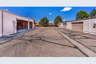 2304 Cartier Dr #B, Pueblo, CO 81005 - Photo 27