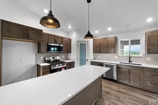 2094 W Woodstock Pl, Pueblo West, CO 81007 - Photo 27