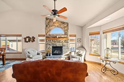 5411 Costa Mesa Dr, Pueblo, CO 81005 - Photo 3