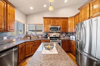 5411 Costa Mesa Dr, Pueblo, CO 81005 - Photo 11