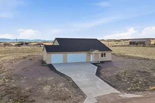 1743 N Heron Dr, Pueblo West, CO 81007 - Photo 27