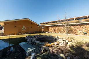 414 Chamberlin Pl, Colorado Springs, CO 80906 - Photo 3