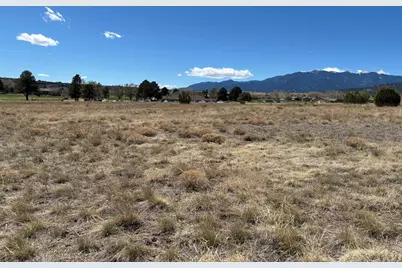 1114 Plum Creek Ln, Colorado City, CO 81019 - Photo 11