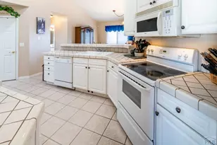 603 E Tanager Dr, Pueblo, CO 81007 - Photo 13