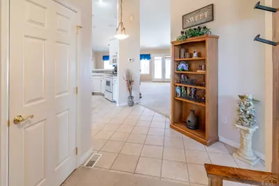 603 E Tanager Dr, Pueblo, CO 81007 - Photo 7