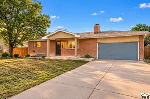 911 Candytuft Blvd, Pueblo, CO 81001 - Photo 1