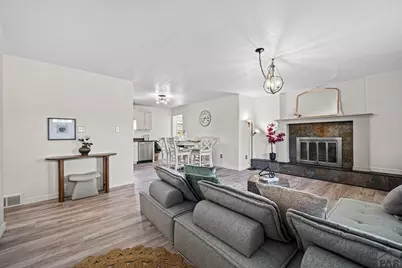 911 Candytuft Blvd, Pueblo, CO 81001 - Photo 7