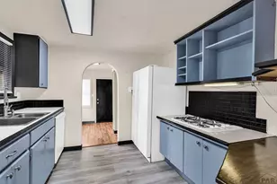 750 W Corona Ave, Pueblo, CO 81004 - Photo 9