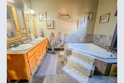 112 Colorado Ave, Walsenburg, CO 81089 - Photo 17