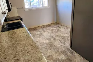 2126 Vinewood Ln, Pueblo, CO 81005 - Photo 3