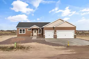 1438 N Moonbeam Dr, Pueblo West, CO 81007 - Photo 37