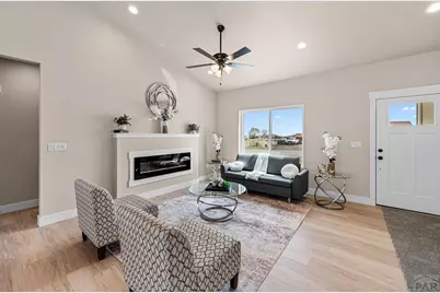 571 N Campbell Dr, Pueblo West, CO 81007 - Photo 5