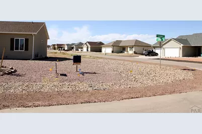 571 N Campbell Dr, Pueblo West, CO 81007 - Photo 23