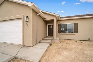 571 N Campbell Dr, Pueblo West, CO 81007 - Photo 29