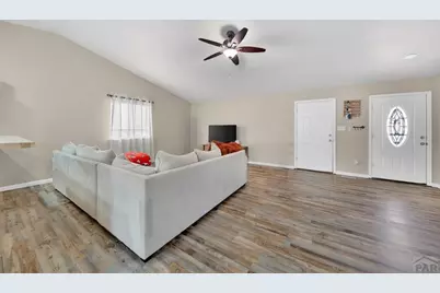 725 S Norwood Ave, Pueblo, CO 81001 - Photo 13