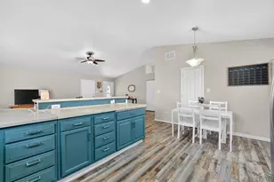 725 S Norwood Ave, Pueblo, CO 81001 - Photo 7