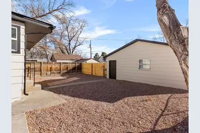 914 W 13th St, Pueblo, CO 81003 - Photo 3