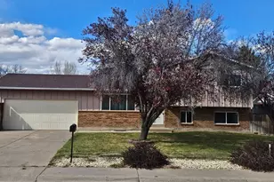 58 Briarwood Cir, Pueblo, CO 81005 - Photo 5