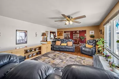 4011 Valley Dr, Pueblo, CO 81008 - Photo 3