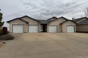 687-693 E Laporte Dr, Pueblo West, CO 81007 - Photo 1
