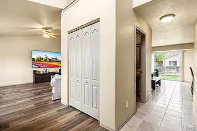 2403 Meadowlark Ln, Pueblo, CO 81008 - Photo 5